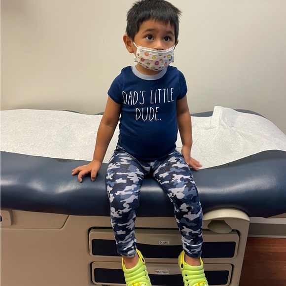 Rae Dunn 4T Boys Blue “ Dads Little Dude.” 2pc Pajama Set - Picture 7 of 7